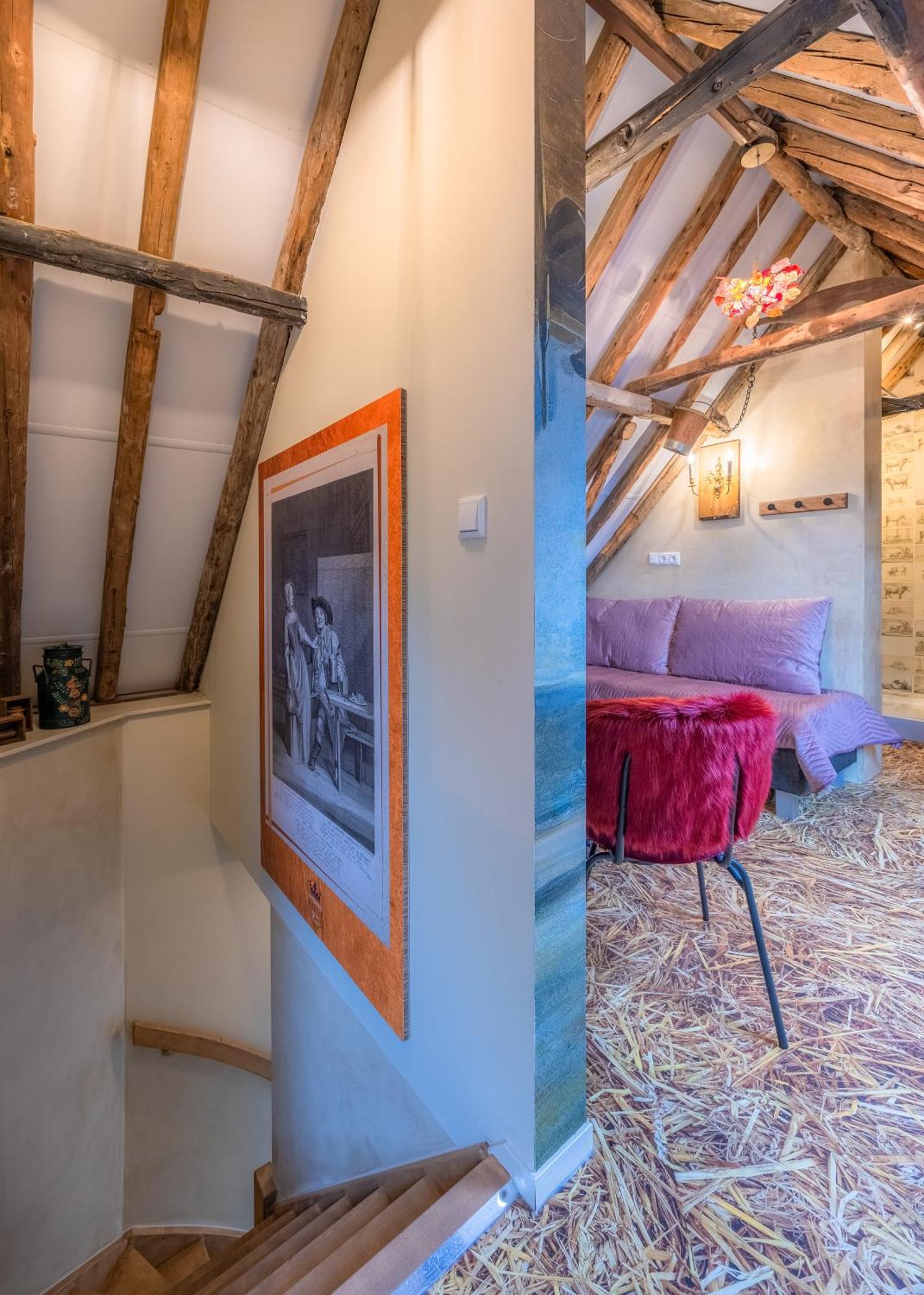 Unieke Bed En Breakfast Met Historisch Verhaal In Ferwert Ferwerd Eksteriør bilde